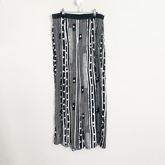 Anthropologie Elevenses Wide Leg Pants Womens Sz M Black White Printed High Rise - Picture 2 of 6
